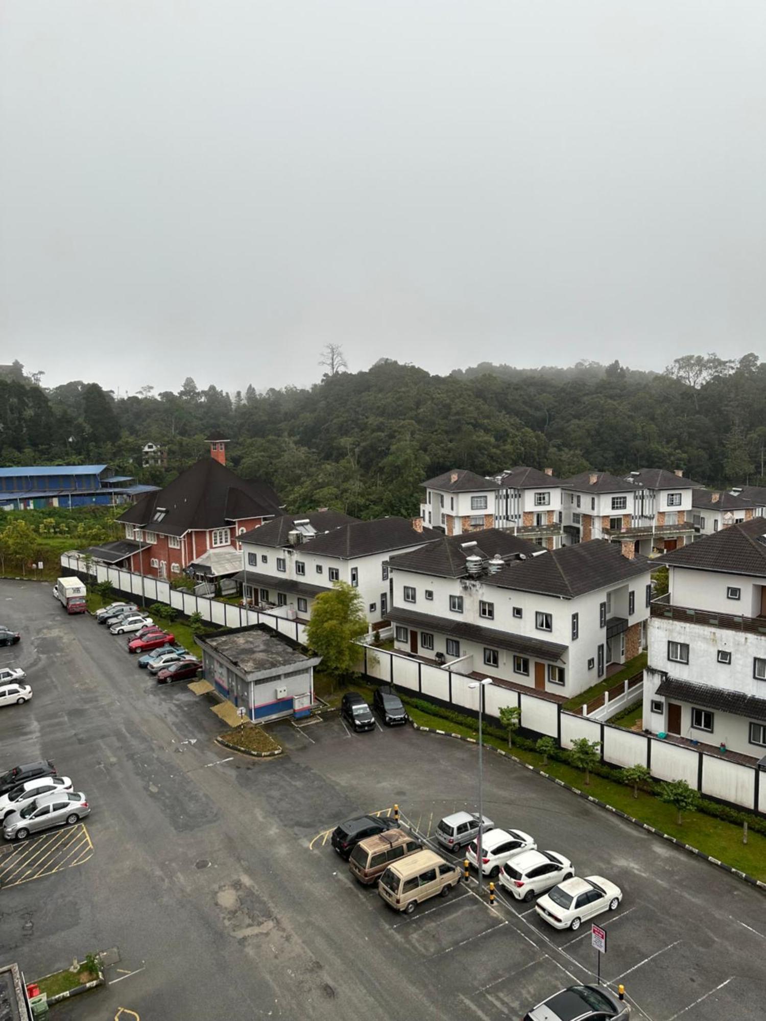 Ayaan Homestay Hill View Iin Free Wifi & Netflix Tanah Rata Exterior foto